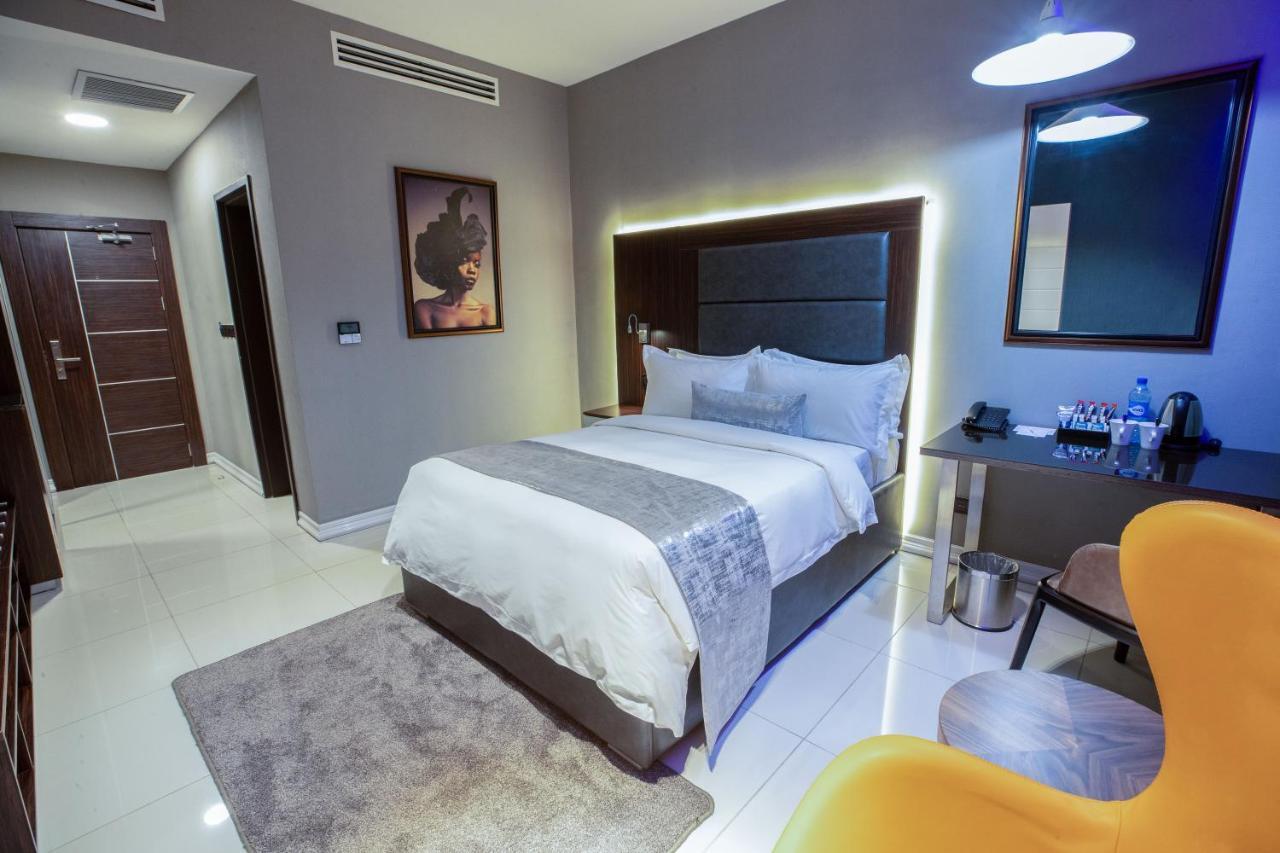 Bon Hotel Tripod Owerri Exterior photo